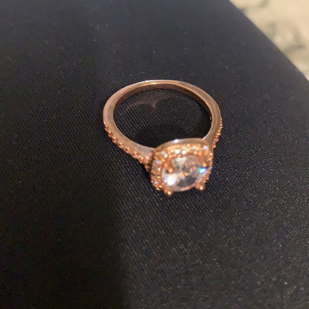 FREE WITH BUNDLE! Rose Gold - Halo setting / cubic zirconia ring